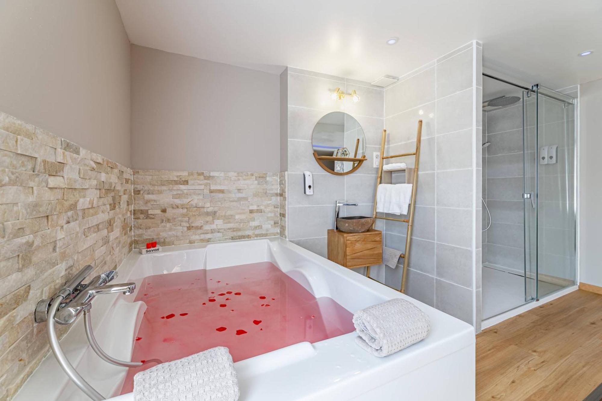 Studio Love Room Spa Baignoire Double La Ciotat Centre Port Екстериор снимка