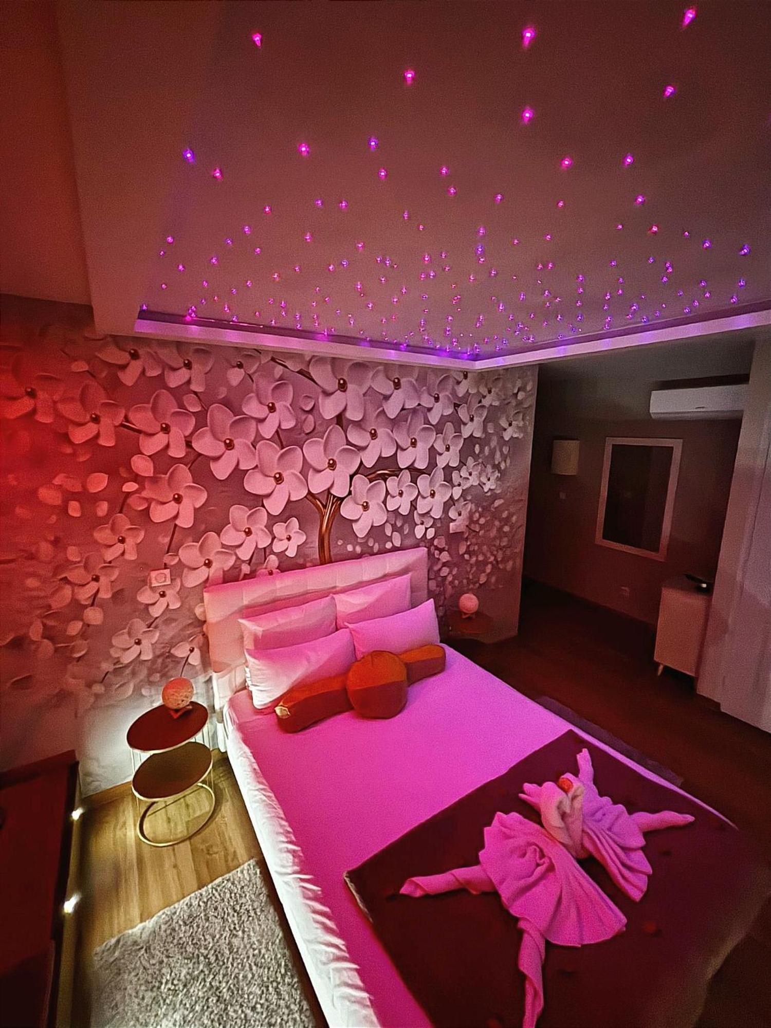Studio Love Room Spa Baignoire Double La Ciotat Centre Port Екстериор снимка